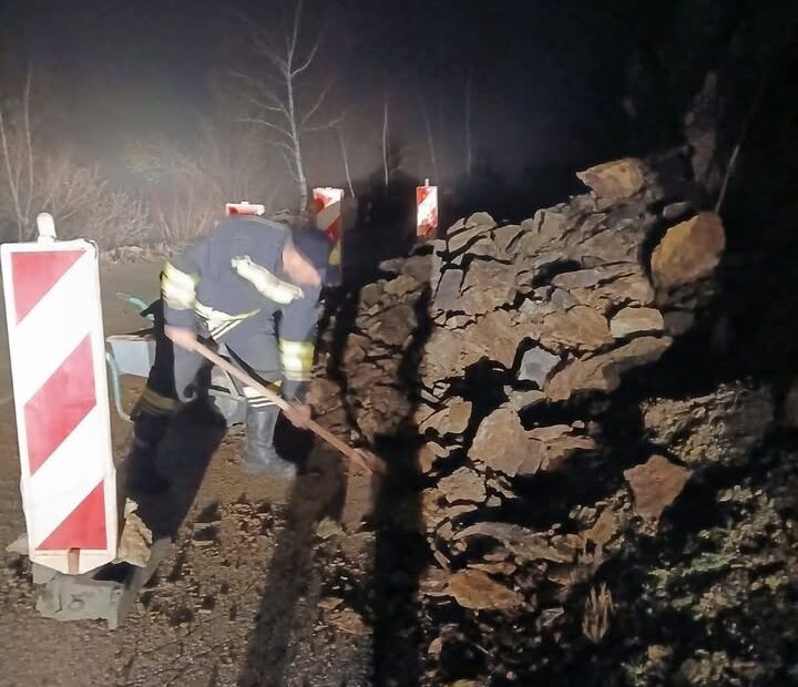 Zbog nedavnih stalnih padavina, magijski putevi Groboćica-Krušev…