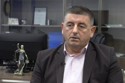 Izdat iz pritvora od strane tužioca Beqa Shale, Sud je odobrio zahtev odbrane za…