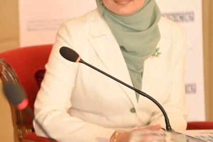 Okvir u Skupštini opštine Dragaš iz DSK rangira gospođu Jülferije Bahhitari Bećiri kao odbor…