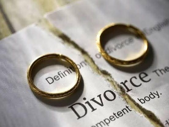 Broj razvoda na Kosovu povećava se u roku od deset meseci preko hiljadu i 300 parova okončalo je njihov brak kao…