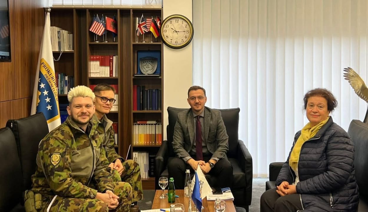 Glavni tužilac Prizrena ugostio je predstavnike glavnog osnivačkog tužioca švajcarskog KFOR-a na Pri…