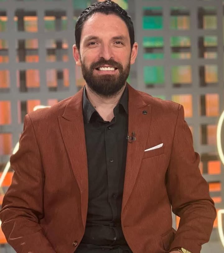 Albin Kurti drži vladu i Dom veæ skoro godinu dana, takoðe je upumpan u…