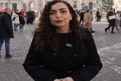 Osmani traže priznanje Kosova od strane vatikanskog predsednika Republike Kosovo Vjose Osmanija, danas je domaćin u S…