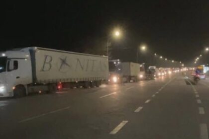 Dosezi kamiona na obièajima Riming Rafta teških tonažnih kamiona navodno su napravljeni sinoæ…