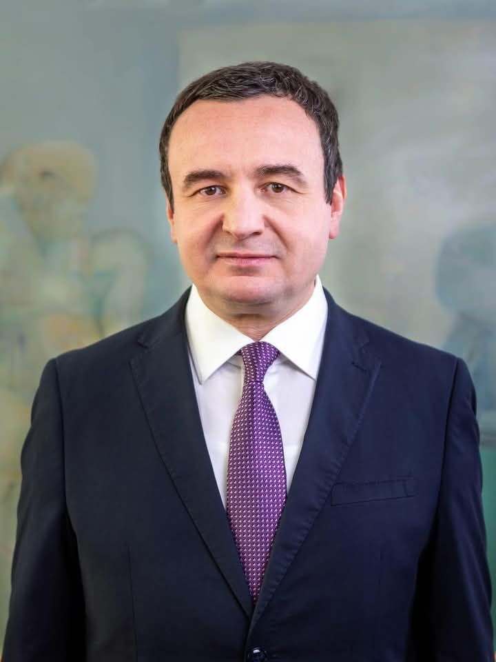 Kurti: Kosovo i Albanija moraju da imaju modernu vojsku sa premijerom NATO standarda, Albinom Kurtijem, …