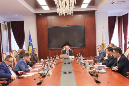 Na vanrednom sastanku Kosovskog tužilaštva (KPK), u okviru predsedavajućeg, održava se…