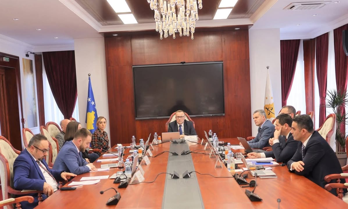 Na vanrednom sastanku Kosovskog tužilaštva (KPK), u okviru predsedavajućeg, održava se…
