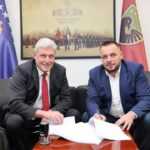 Makedonija najavila nove okvirne ugovore sa američkim proizvođačem HUMVE Hawkeye 105mm ministra M…