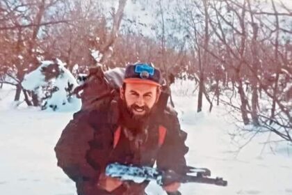 Predsednik Vjosa Osmani: Muje Krasnići i njegovi prijatelji izabrali su čast na strah, domovinu na život na godišnjicu…