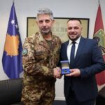 𝐌𝐢𝐧𝐢𝐬𝐭𝐫𝐢 𝐌𝐚𝐪𝐞𝐝𝐨𝐧𝐜𝐢 𝐩𝐫𝐢𝐭𝐢 𝐧ë 𝐭𝐚𝐤𝐢𝐦 𝐥𝐚𝐦𝐭𝐮𝐦𝐢𝐫ë𝐬 𝐤ë𝐬𝐡𝐢𝐥𝐥𝐭𝐚𝐫𝐢𝐧 𝐛𝐢𝐥𝐚𝐭𝐞𝐫𝐚𝐥 𝐭ë 𝐈𝐭𝐚𝐥𝐢𝐬ë 𝐎𝐬𝐯𝐚𝐥𝐝𝐨 𝐂𝐞𝐫𝐨𝐧𝐢𝐧 Ministri në detyrë i M…