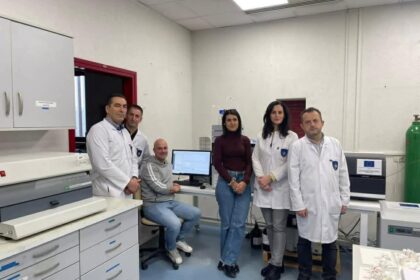 Eksperti Kosovske agencije za forenziku (AKF) uspešno su završili profesionalnu obuku …