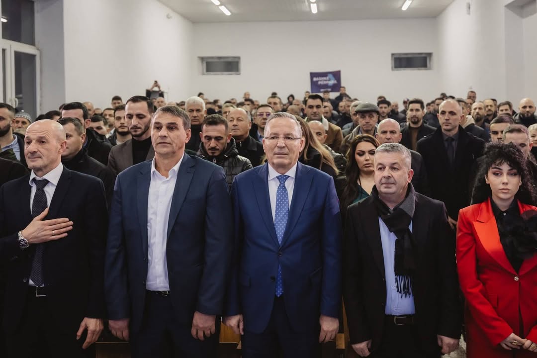 Bedri Hamza otvara kampanju PDK u Dragašu: Obećava ekonomski razvoj i transparentan kandidat za upravljanje Šefom…