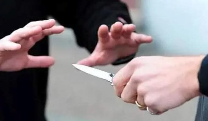 Student izboden u Prizrenu jedan student je izboden u Prizrenu posle tuče sa studentom…