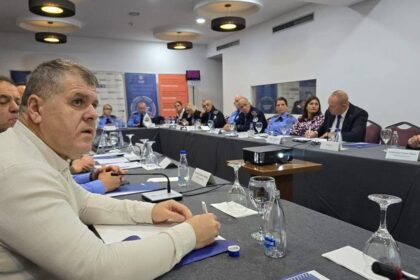 Danas, sa 18. decembra 2025. godine, Kosovska policija, uz podršku Misije OEBS-a na Kosovu, organizovala je izveštaj …