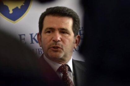 Sudijo, bivši ministar i tužilac iz tužilaštva saznaje kako je budžet za ekshumaciju detaja ošteæen…