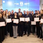 Diplomojnë 31 trajnerë në gjeneratën e parë të programit të edukimit “𝐓𝐫𝐚𝐣𝐧𝐞𝐫 𝐒𝐩𝐨𝐫𝐭𝐢𝐯” 31 kandidatë të gjeneratës së …