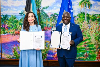 POSLEDNJI LAME: Bahami priznaju Kosovo Bahami su zvanično priznali Republiku Kosovo kao nezavisnu državu i sovr…