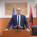 Dragaš, 22. decembra 2025: Skupština Grada Dragaša održala danas prvi redovni sastanak ovog zakona…