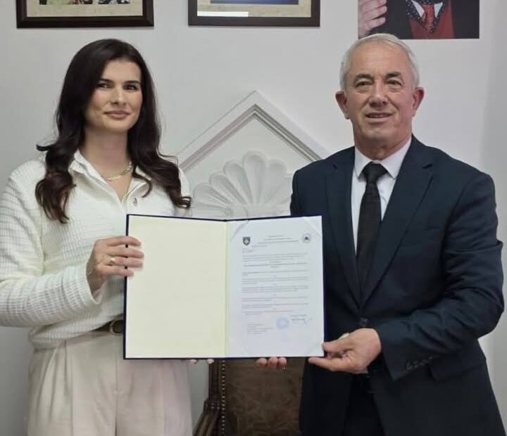 Ponovo imenovan direktorom kulture, omladine i sporta u opštini Dragaš gradonačelnik opštine Dragaš, g.