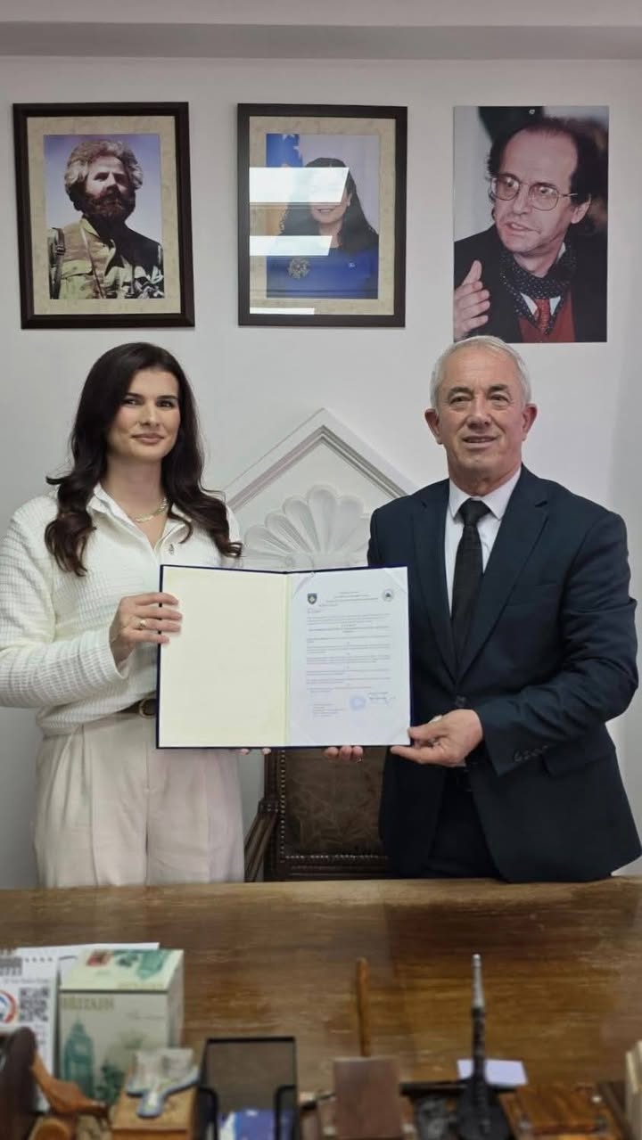 Ponovo imenovan direktorom kulture, omladine i sporta u opštini Dragaš gradonačelnik opštine Dragaš, g.