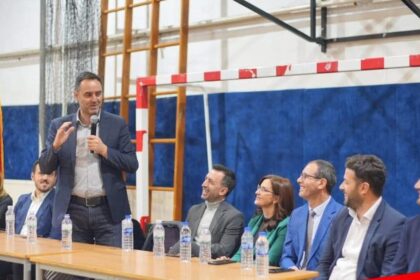 Conjufca još uvijek radi svoj jezik protiv Océopy, gospodine Harron, ono što je rekao prije nekoliko dana…