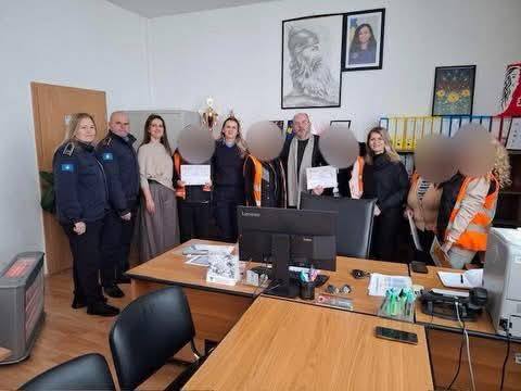 U Ženskom korektivnom centru u Lipjanu svečanost za osuđenike uspešno je završena p…