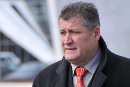 Zafir Beriša: Sav Prizren u mraku, bez struje.