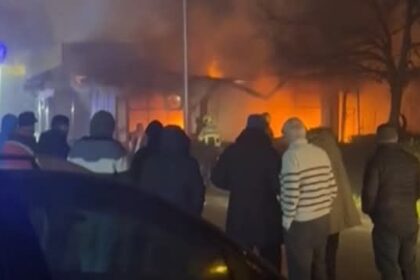 Nema povreda od požara koji je sinoæ ukljuèivao neke meštane u Prizrenu.