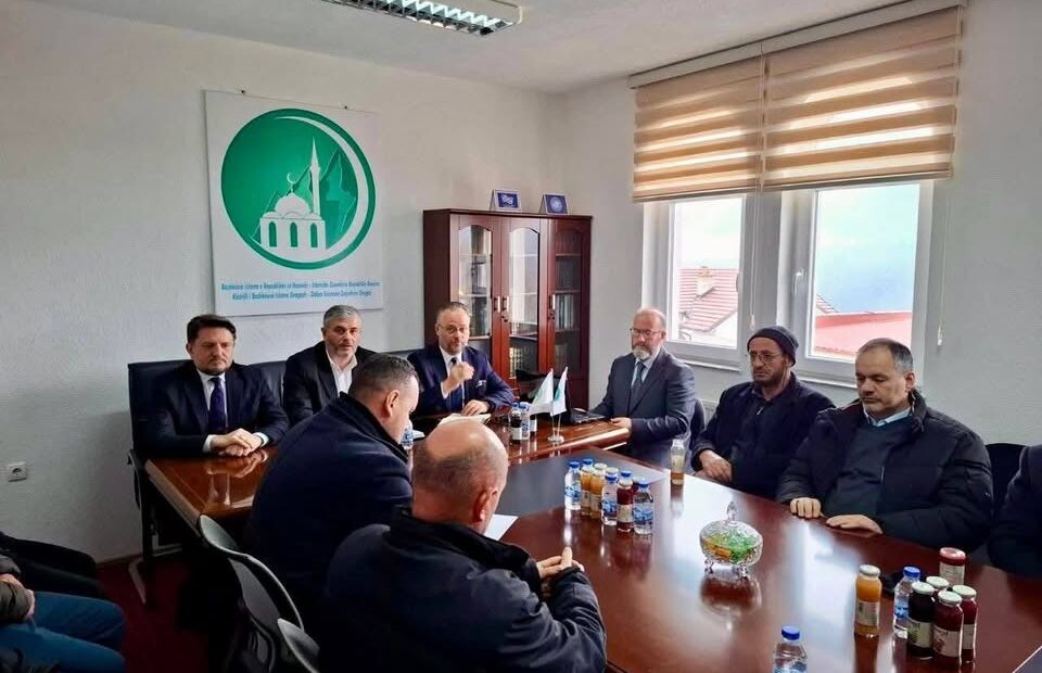 BIK-ovo predsedavanje posetilo je Savet Islamske zajednice u Dragašu Dragašu, 24. decembra 2025. godine BIK, poglavarstvo Zajednice…
