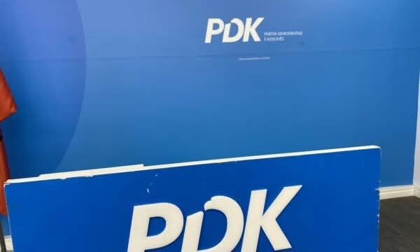 PDK saziva konferenciju za novinare u 15:15 Demokratska partija Kosova (PDK) saopštila je da će danas održati k…