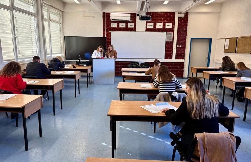 Kvalifikacioni test ostaje za osnovne kosovske sudske kandidate, Kosovski pravosudni savet (K…