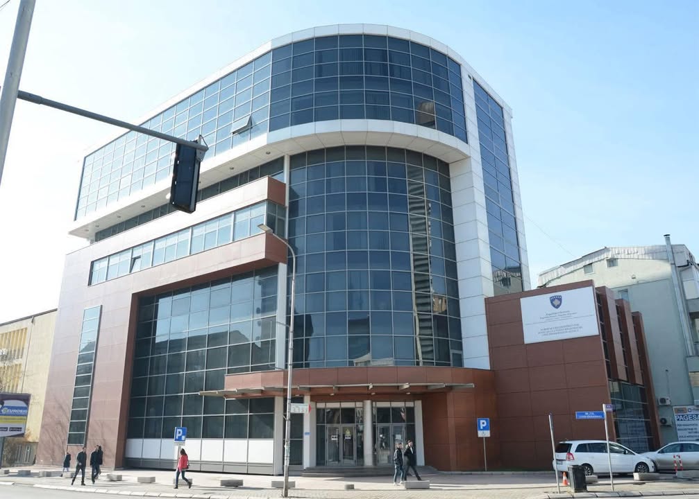 Ministarstvo unutrašnjih poslova Civilna agencija za snimanje izveštava građanima Republike Kosovo da je to…