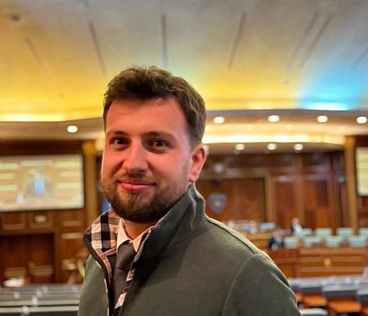 Dragaš: Preliminarni rezultati kandidata za zamenika objavljuju se posle ishoda brojanja glasova od 100 odsto …