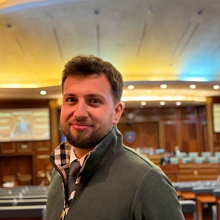 Dragaš: Preliminarni rezultati kandidata za zamenika objavljuju se posle ishoda brojanja glasova od 100 odsto …