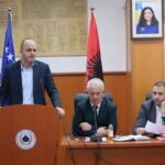 Këshilli Komunal për Siguri në Bashkësi mban mbledhjen e fundit për vitin 2025 Dragash – Nën udhëheqjen e Kryetarit t…