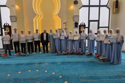 Danas, 26. decembra 2025. godine, u seoskoj džamiji u Belobradu je održana…