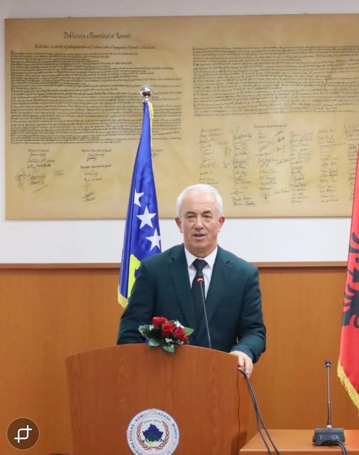 Gradonačelnik Dragaša čestita građanima za Novu godinu 2026. povodom promene vremena, gradonačelniku Komune…