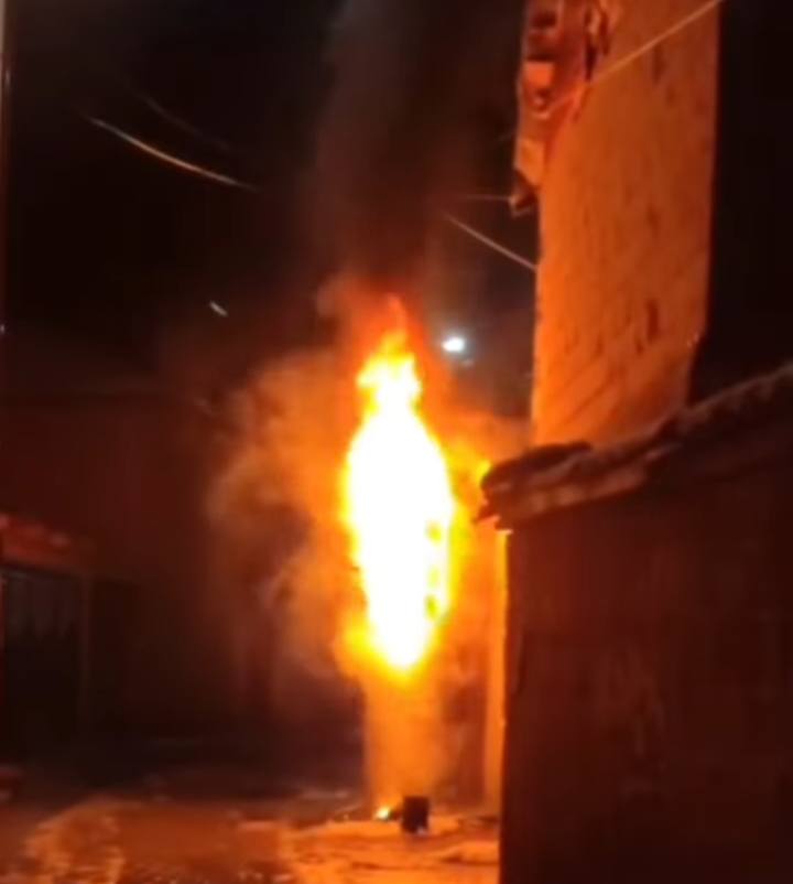 Požar na električnim instalacijama u Rapču Dragaša, situacija pod kontrolom sela Rapc, na Gori tri …