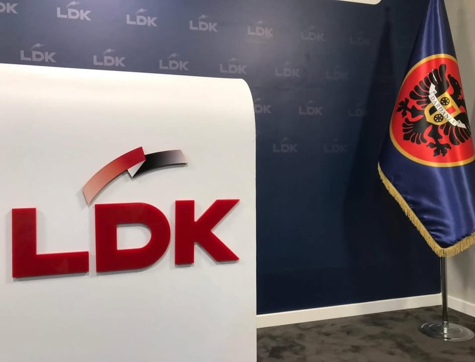 Florim Zeqa objavljuje kandidaturu pred Abdixhikom, optužujuæi voðstvo za hvatanje…