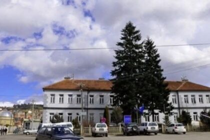 Opština Dragaš predstavlja investitore iz Pakistana za saradnju u poljoprivredi, Direkciju za ekonomski razvoj i K…