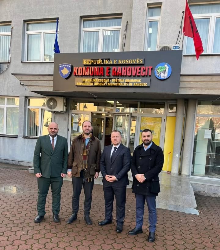 PDK Rahovec poèinje da radi u lokalnoj upravi, predstavnici su imenovani na kljuène pozicije od danas, predstavnici De Partije…