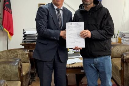 Čak se i novi lekar dodaje zdravstvenom timu u Dragaš Main Family Medicine Centru (QKMF) u Dragašji…