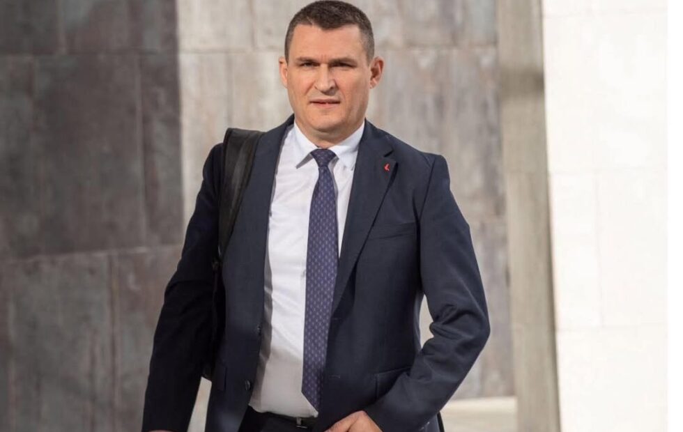 Altin Duman biće obučen za kosovske tužioce i bivši šef SPAK-a Altin Damani…