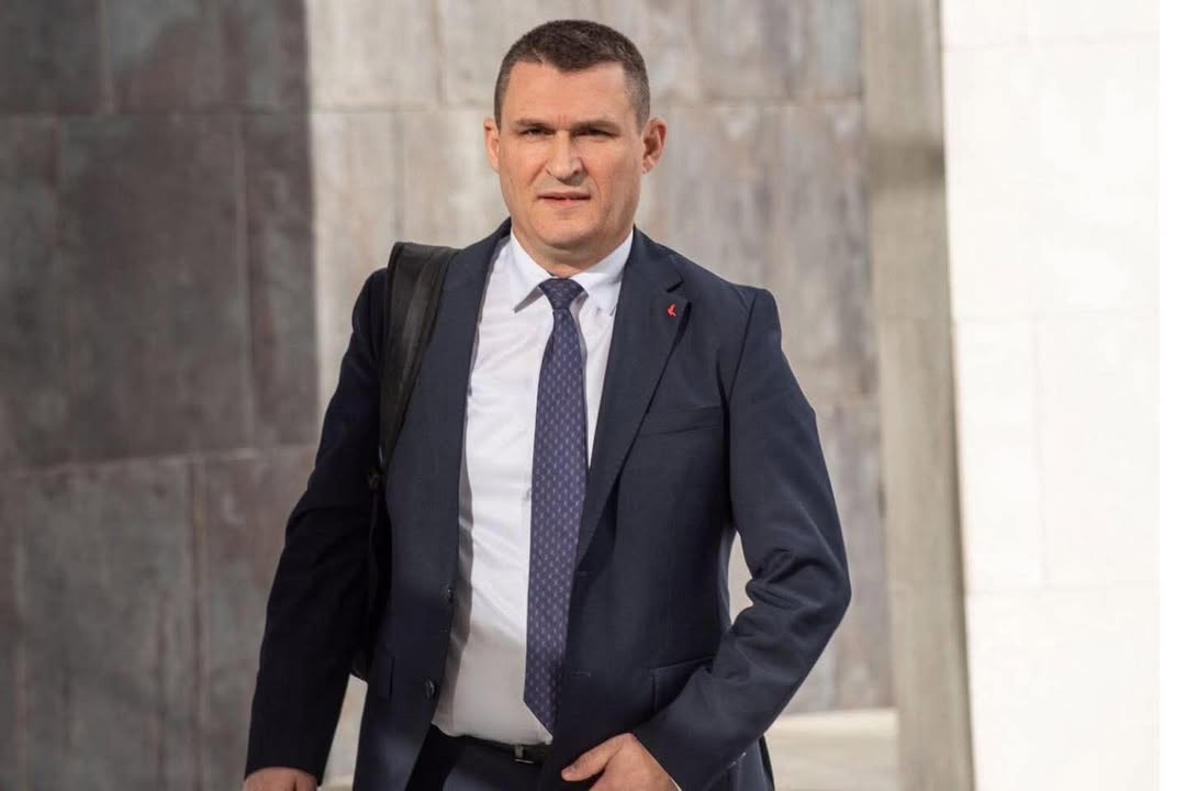 Altin Duman biće obučen za kosovske tužioce i bivši šef SPAK-a Altin Damani…