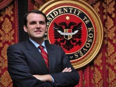 Predsednik Uuka Rugova ili predsednik Skupštine Canay otkriva razgovore između DSK i VV političkog analitičara Blerima Ca…