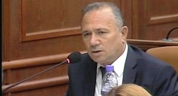 Šukri Kuni ponovo reaguje: Tražim samo svoj glas, poslanik Demokratskog saveza Prizrena (BDP) Šukri Kun…