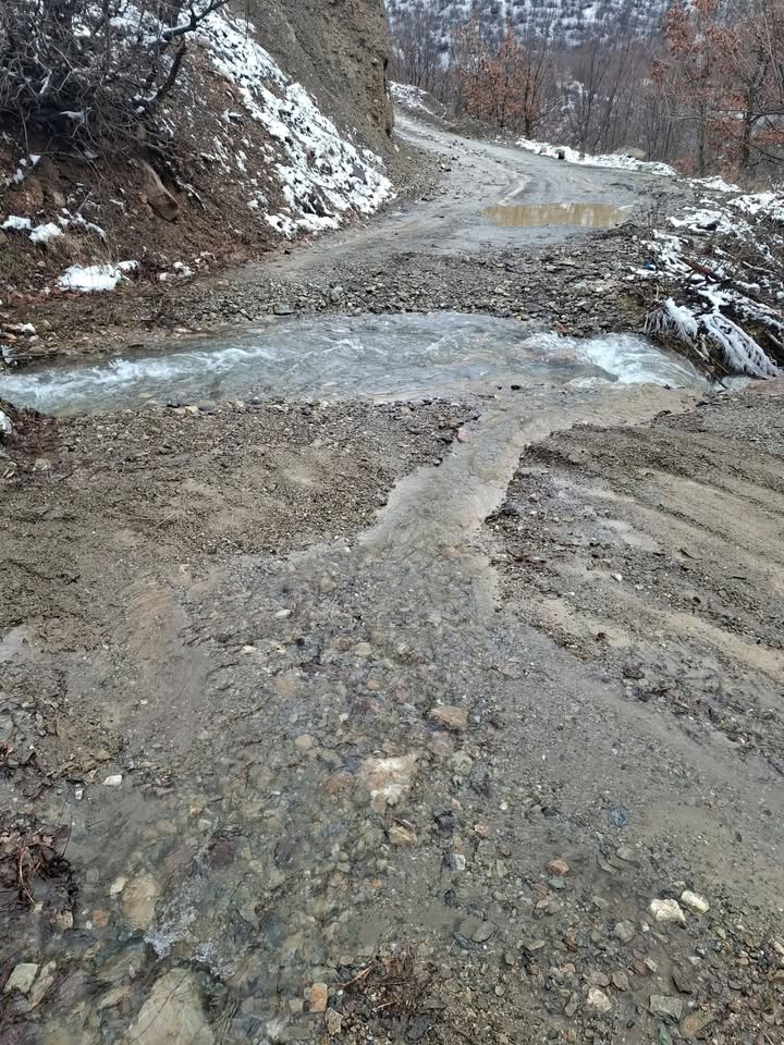 Orgjest, Fadroma prelazi ulicu bez posla, stanovnici zahtevaju hitnu intervenciju stanovnika sela Orgjast reagovali su na…