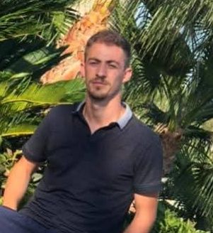 Požar u Dragašu: Stanovnici odmah reaguju, hitne službe odlažu Dragaš, 4. januara 2026. Veliki požar…