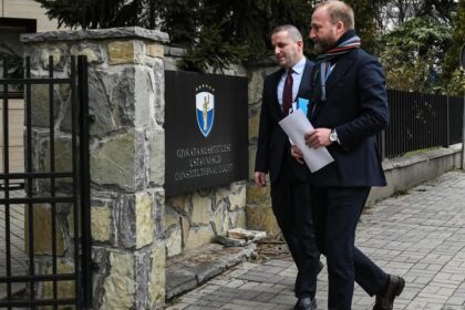 Abelard Tahiri: Ustav je bio zaštićen, legalnost je trijumfovala kao šef PDK Parlamentarne grupe u zakonodavstvu…