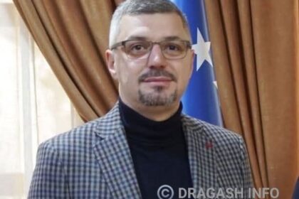 Sencer Karamuči je imenovan za direktora Kadastre i Geodezije u Prizrenu Sencer Karamučo je postavljen za direktora Koroa…